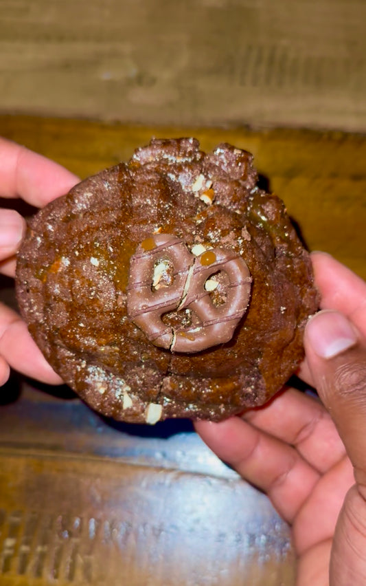 Chocolate Covered Pretzel Cookie