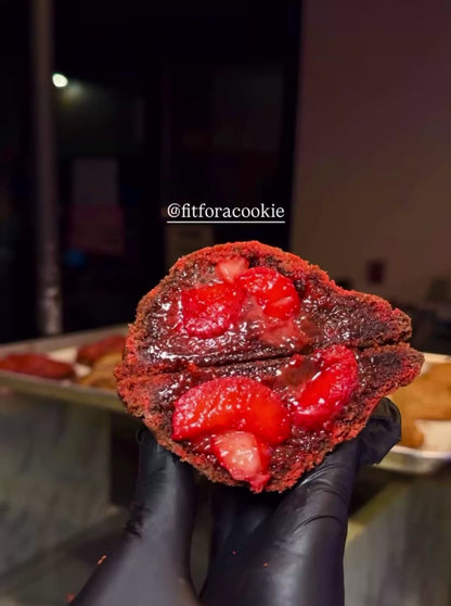 Chocolate Covered Strawberry Cookie🍪🍓